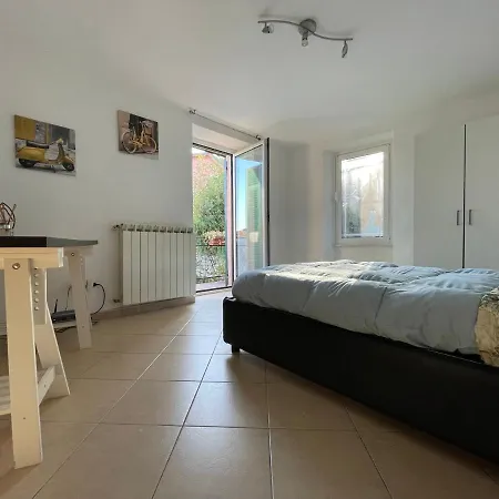 Holiday home Tra Alpi Apuane E Cinque Terre.. Casetta Renata! *